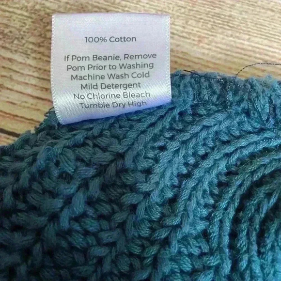 Love Your Melon Blue Knit Beanie Hat MADE IN USA - Picture 5 of 5